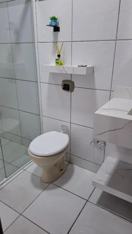Residencial DO MAR, Bombinhas, na 170 Rua Salema em Bombinhas/SC — foto 32