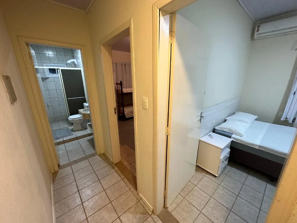 Apartamentos próximo ao Mar, Bombinhas, na 625 Rua Agata em Bombinhas/SC — foto 6