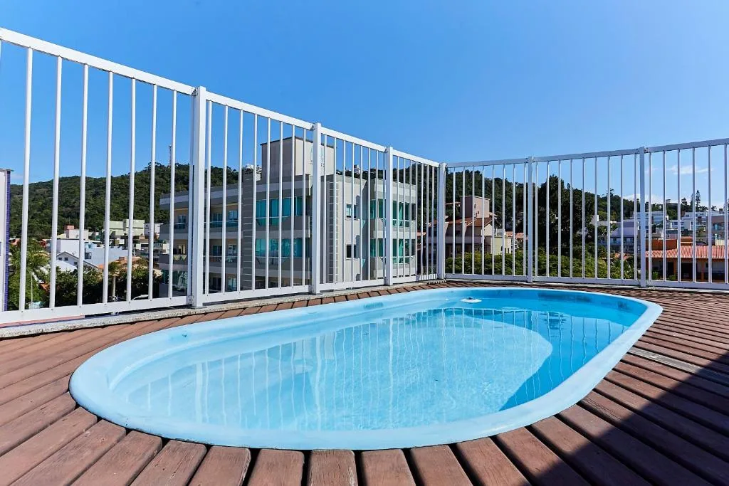 791 - Cobertura com piscina. 200m da PRAIA. BOMBINHAS - CENTRO, Bombinhas, na 235 Rua Pirajica Residencial Atenas II . 3 Andar em Bombinhas/SC
