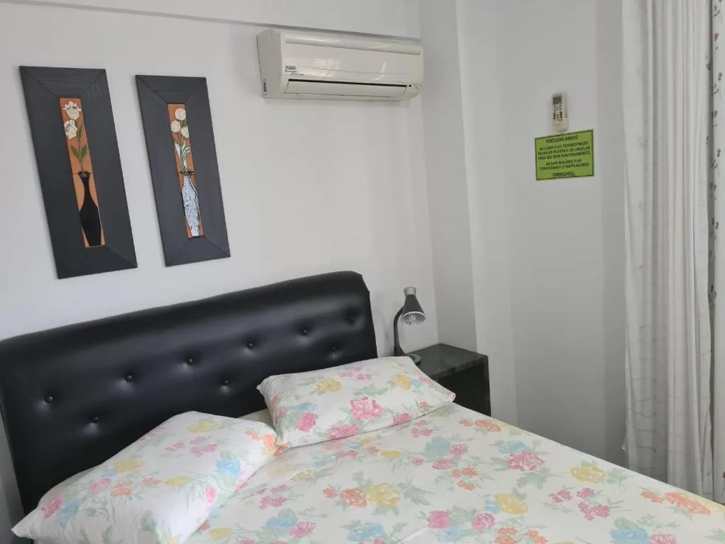 PRAIA DE 4 ILHAS Apartamento De 1 Quarto a 50M Praia Com Vista, Bombinhas, na Rua Ilha Bela, Número, bairro Quatro Ilhas em Bombinhas/SC — foto 7