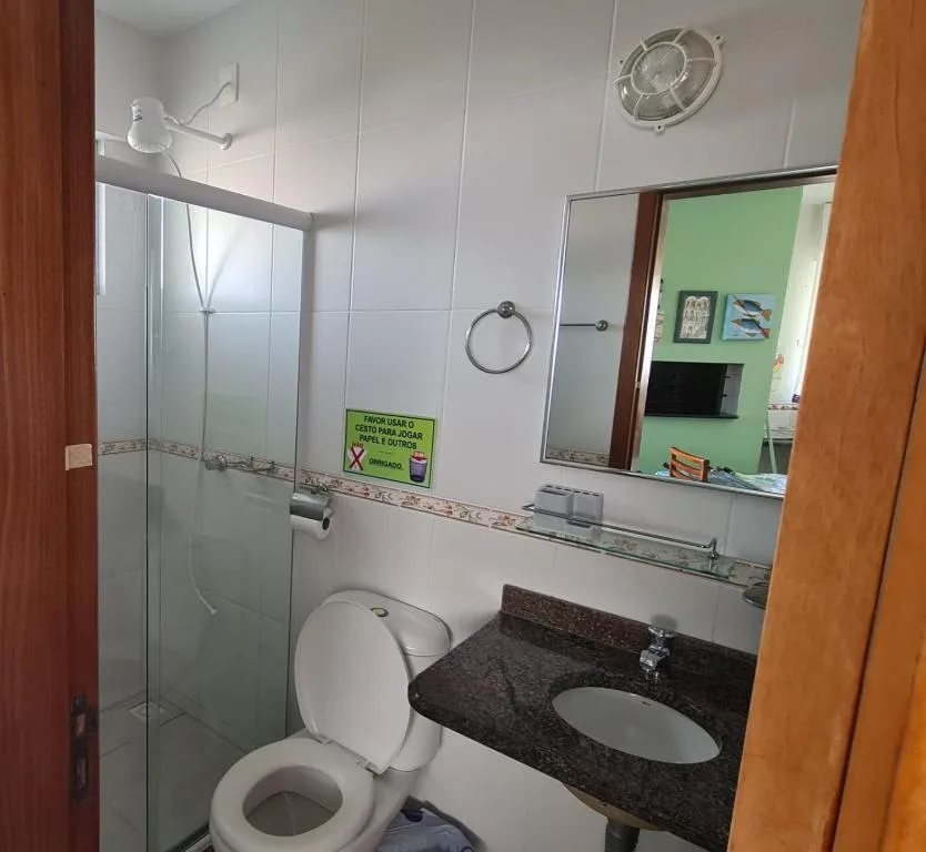 PRAIA DE 4 ILHAS Apartamento De 1 Quarto a 50M Praia Com Vista, Bombinhas, na Rua Ilha Bela, Número, bairro Quatro Ilhas em Bombinhas/SC — foto 8