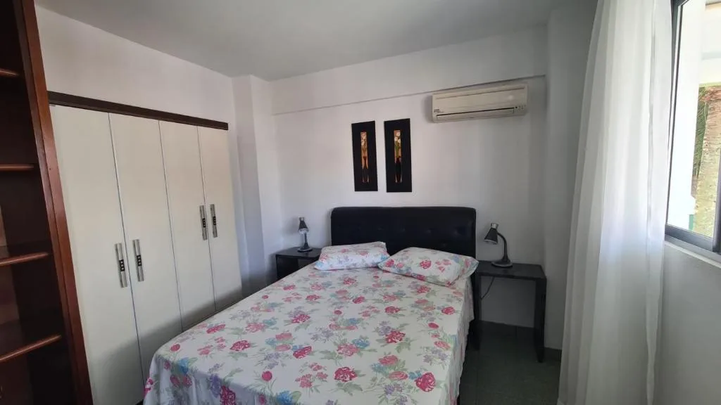 PRAIA DE 4 ILHAS Apartamento De 1 Quarto a 50M Praia Com Vista, Bombinhas, na Rua Ilha Bela, Número, bairro Quatro Ilhas em Bombinhas/SC — foto 9