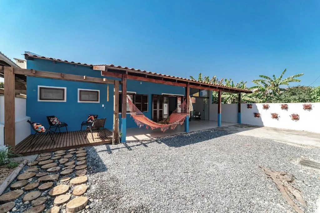 Casa na praia de Morrinhos Bombinhas para 10 pessoas, Excelente localização, Bombinhas, na 140 Rua Gardênia, bairro Morrinhos em Bombinhas/SC — foto 9