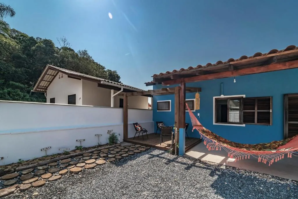 Casa na praia de Morrinhos Bombinhas para 10 pessoas, Excelente localização, Bombinhas, na 140 Rua Gardênia, bairro Morrinhos em Bombinhas/SC — foto 13