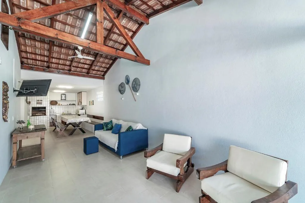 Casa na praia de Morrinhos Bombinhas para 10 pessoas, Excelente localização, Bombinhas, na 140 Rua Gardênia, bairro Morrinhos em Bombinhas/SC — foto 17
