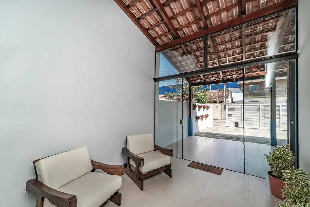 Casa na praia de Morrinhos Bombinhas para 10 pessoas, Excelente localização, Bombinhas, na 140 Rua Gardênia, bairro Morrinhos em Bombinhas/SC — foto 18