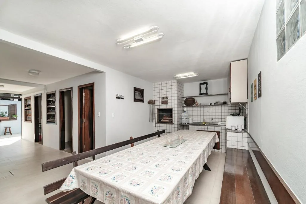 Casa na praia de Morrinhos Bombinhas para 10 pessoas, Excelente localização, Bombinhas, na 140 Rua Gardênia, bairro Morrinhos em Bombinhas/SC — foto 19