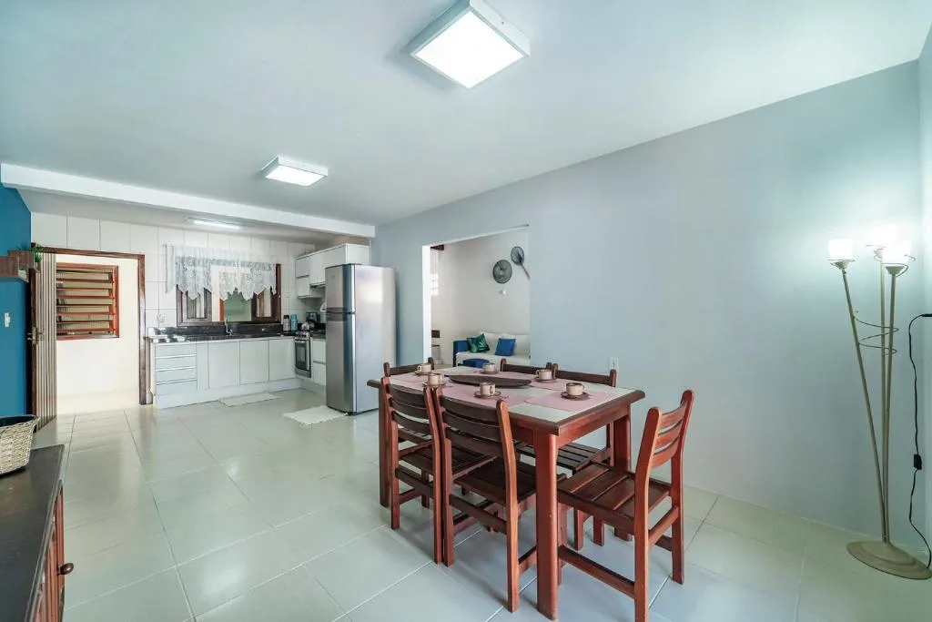 Casa na praia de Morrinhos Bombinhas para 10 pessoas, Excelente localização, Bombinhas, na 140 Rua Gardênia, bairro Morrinhos em Bombinhas/SC — foto 21