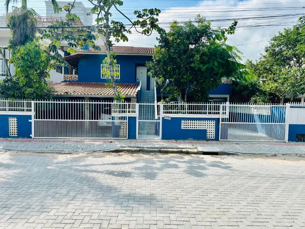 Apartamentos próximo ao Mar, Bombinhas, na 625 Rua Agata em Bombinhas/SC — foto 28