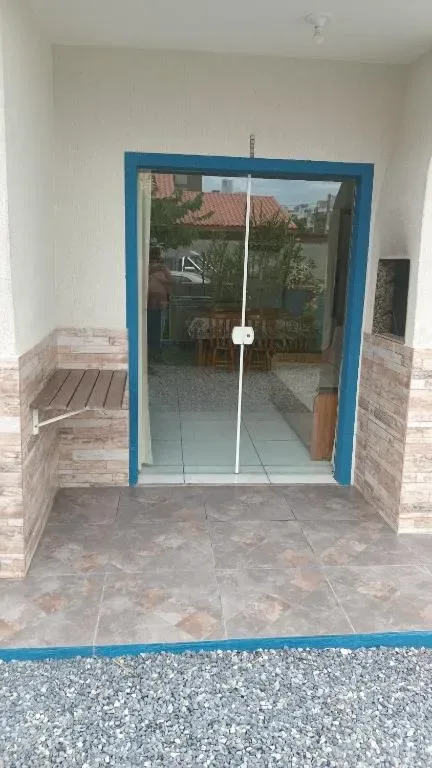 Residencial Caxias, Bombinhas, na Rua Crispim 687 Apartamentos em Bombinhas/SC — foto 4