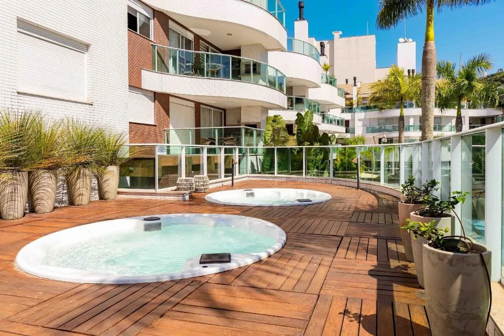 Apartamento com Jacuzzi Privativa - Boulevard, Bombinhas, na 1310 Av. Ver. Manoel dos Santos em Bombinhas/SC — foto 7