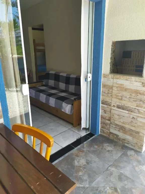 Residencial Caxias, Bombinhas, na Rua Crispim 687 Apartamentos em Bombinhas/SC — foto 5