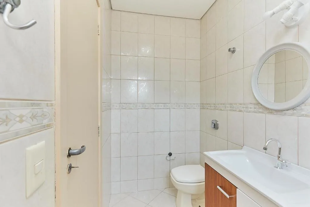 791 - Cobertura com piscina. 200m da PRAIA. BOMBINHAS - CENTRO, Bombinhas, na 235 Rua Pirajica Residencial Atenas II . 3 Andar em Bombinhas/SC — foto 25