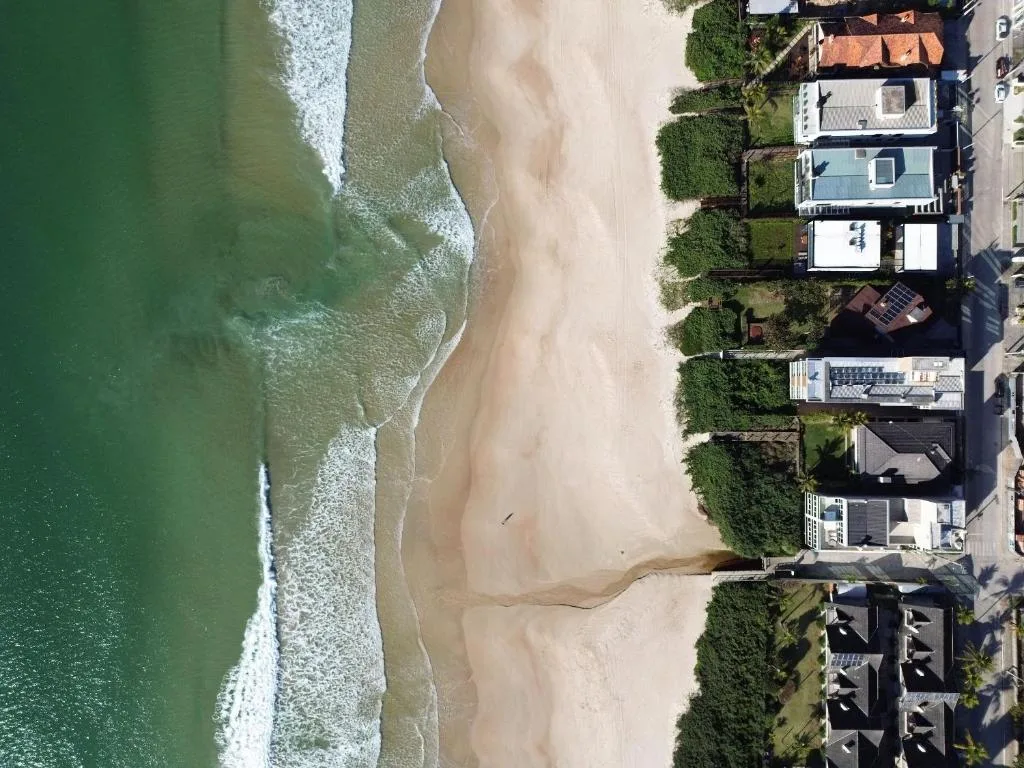 Refúgio dos Guaiás - Apart Hotel, Bombinhas, na Avenida Aroeira da Praia em Bombinhas/SC — foto 13
