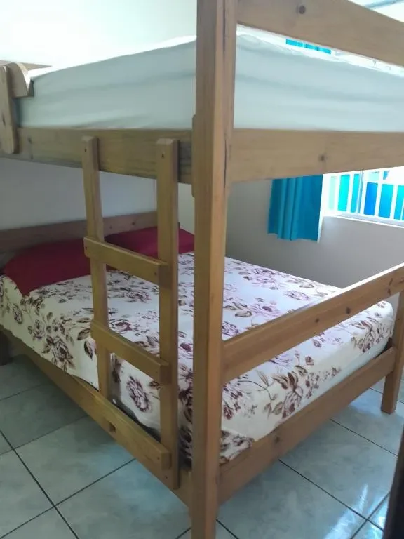 Residencial Caxias, Bombinhas, na Rua Crispim 687 Apartamentos em Bombinhas/SC — foto 10