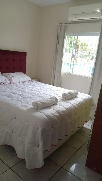 Residencial Caxias, Bombinhas, na Rua Crispim 687 Apartamentos em Bombinhas/SC — foto 11