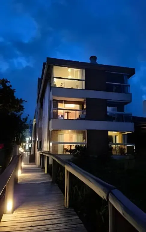 Refúgio dos Guaiás - Apart Hotel, Bombinhas, na Avenida Aroeira da Praia em Bombinhas/SC — foto 16