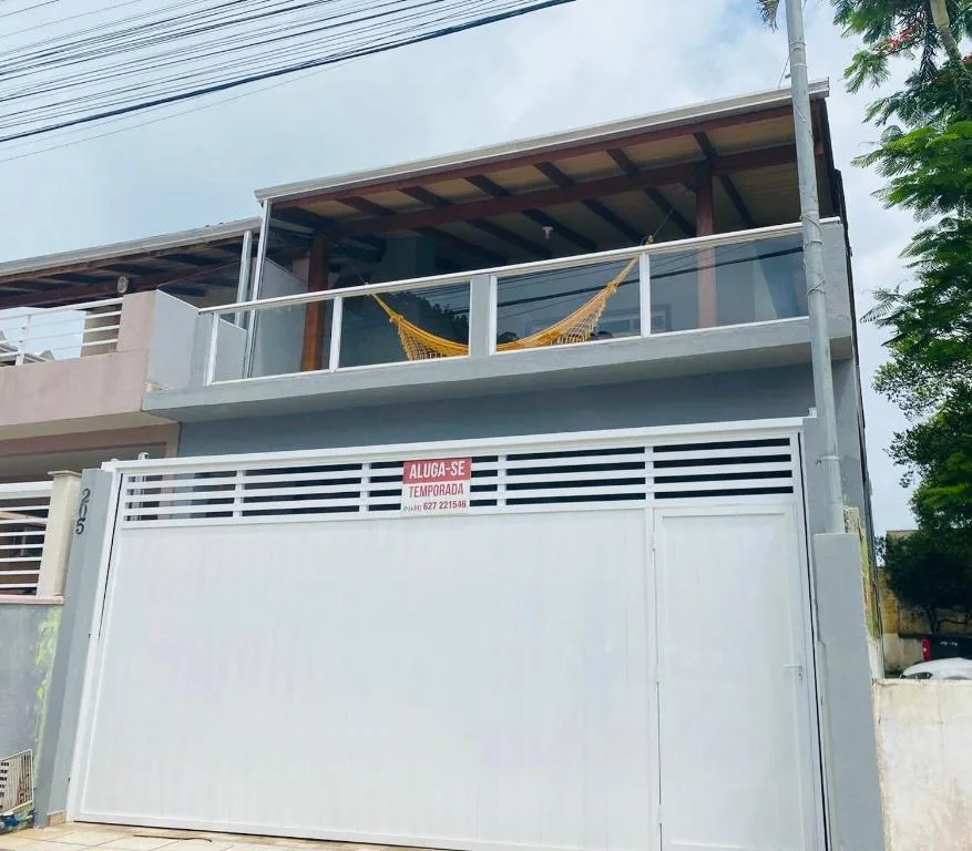 Casa Barata Próxima a Praia, Bombinhas, na 205 Rua Jacarandá em Bombinhas/SC — foto 10