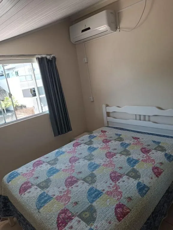 Residencial Caxias, Bombinhas, na Rua Crispim 687 Apartamentos em Bombinhas/SC — foto 14