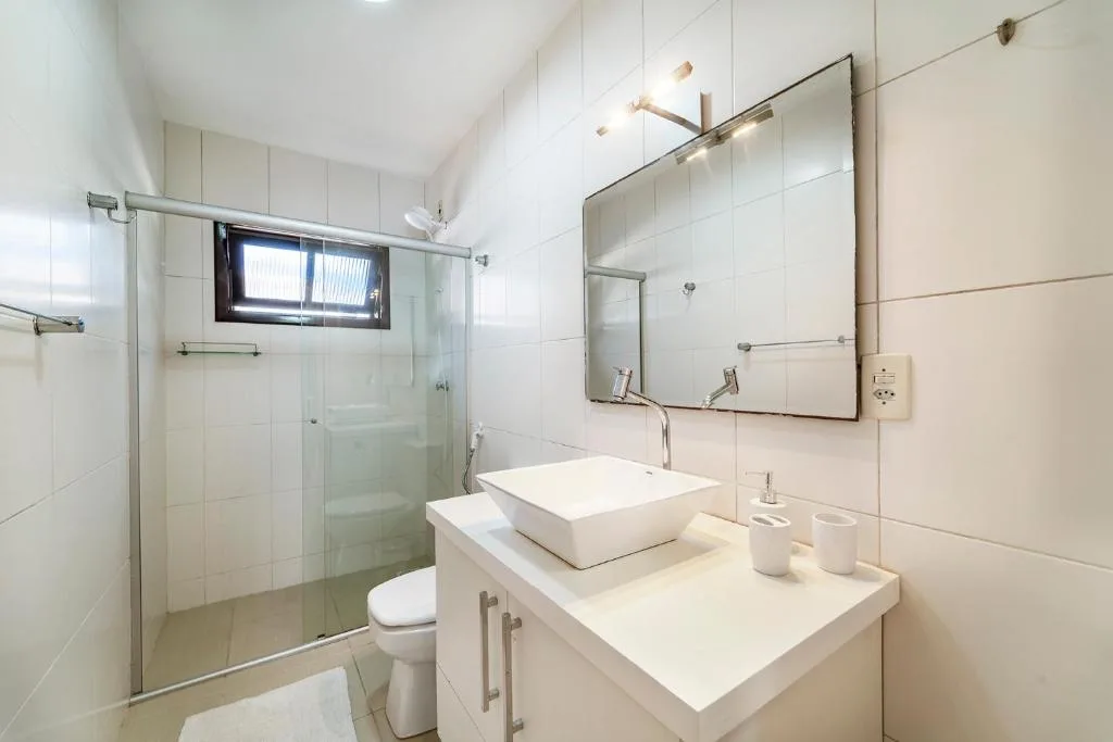 Casa na praia de Morrinhos Bombinhas para 10 pessoas, Excelente localização, Bombinhas, na 140 Rua Gardênia, bairro Morrinhos em Bombinhas/SC — foto 35