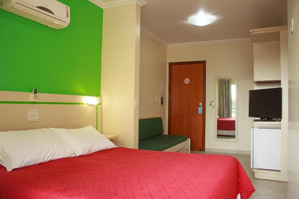 Bombinhas Praia Apart Hotel - unidade rua Bem Te Vi, Bombinhas, na R. Bem-te-vi em Bombinhas/SC — foto 7