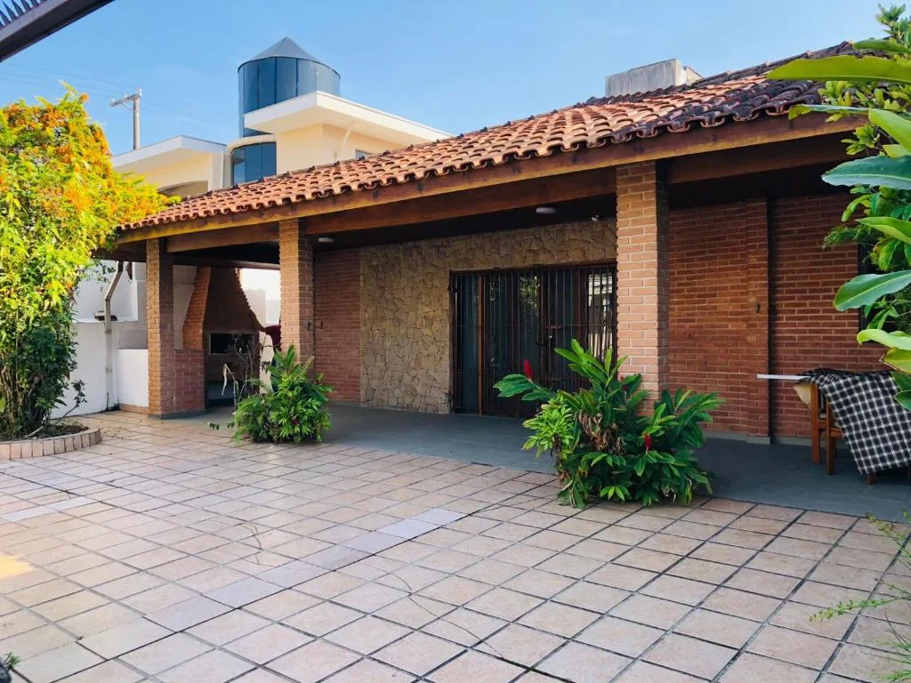 Residencial San Jorge, Bombinhas, na Rua Flamingo em Bombinhas/SC — foto 24