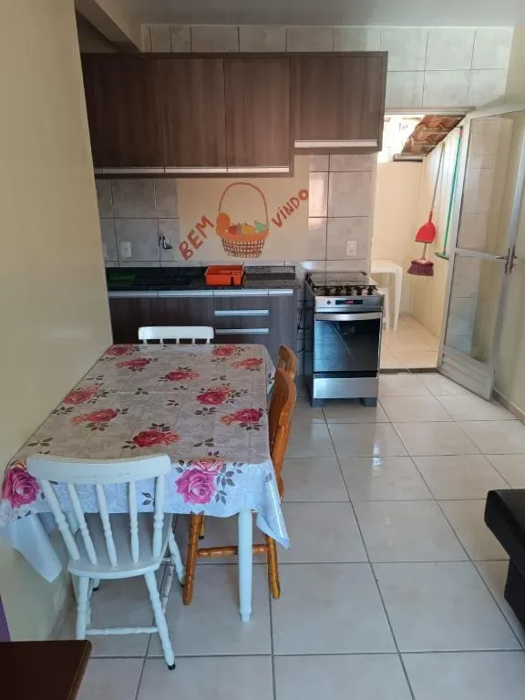 Residencial Caxias, Bombinhas, na Rua Crispim 687 Apartamentos em Bombinhas/SC — foto 18