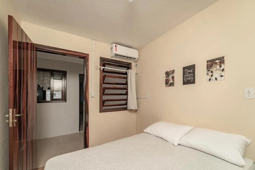 Casa na praia de Morrinhos Bombinhas para 10 pessoas, Excelente localização, Bombinhas, na 140 Rua Gardênia, bairro Morrinhos em Bombinhas/SC — foto 40
