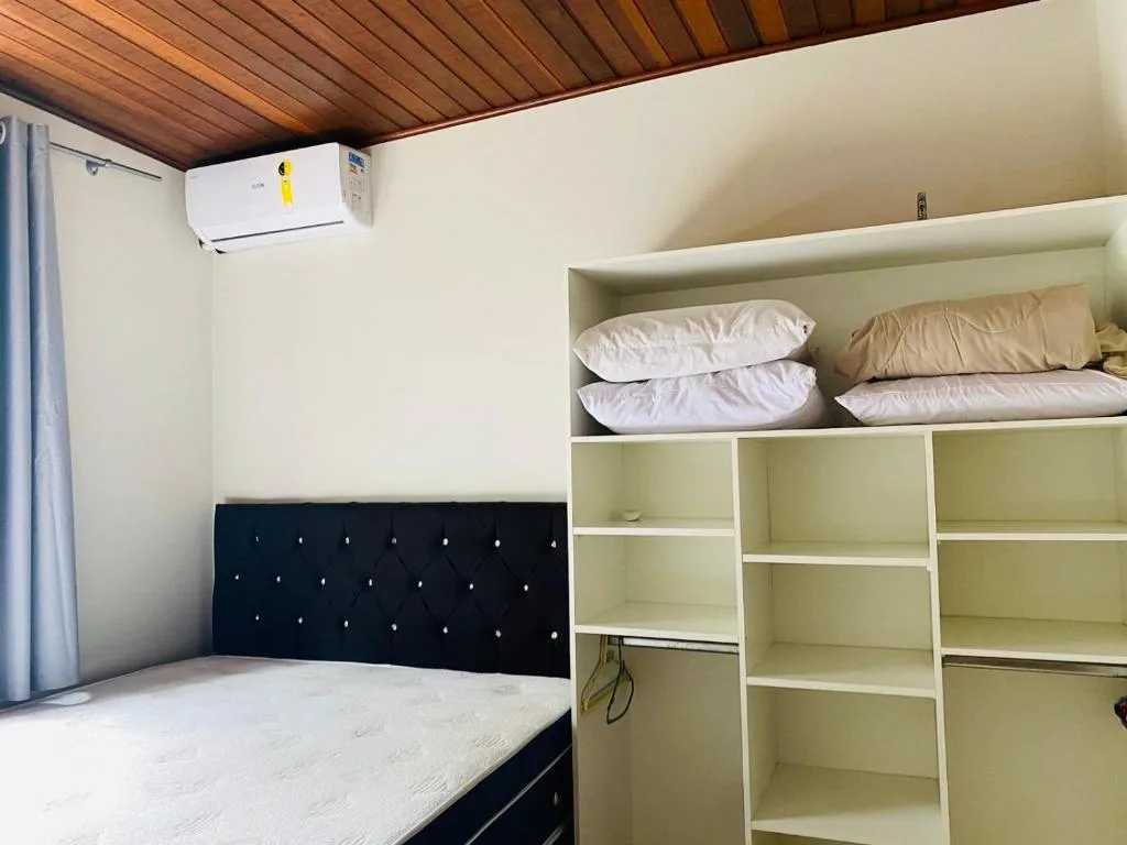 Casa Barata Próxima a Praia, Bombinhas, na 205 Rua Jacarandá em Bombinhas/SC — foto 20