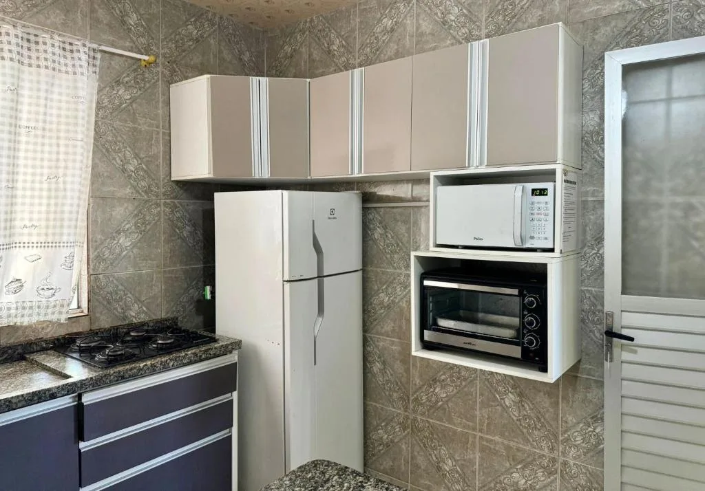 Casa Barata Próxima a Praia, Bombinhas, na 205 Rua Jacarandá em Bombinhas/SC — foto 26