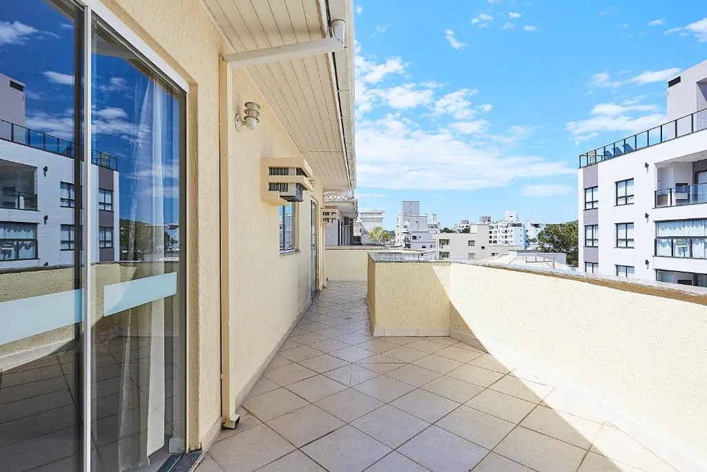 791 - Cobertura com piscina. 200m da PRAIA. BOMBINHAS - CENTRO, Bombinhas, na 235 Rua Pirajica Residencial Atenas II . 3 Andar em Bombinhas/SC — foto 45