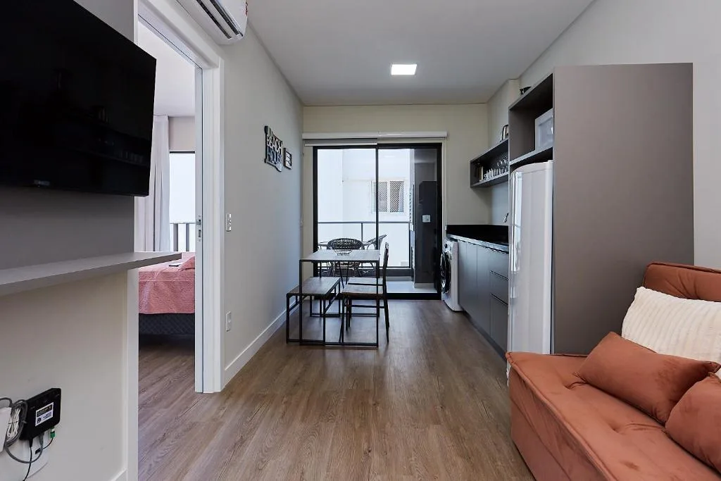 CÓD. 1129 - Apartamento com 01 quarto, vista mar com rooftop, e piscina, Bombinhas, na 141 Rua Pica-Pau em Bombinhas/SC — foto 15