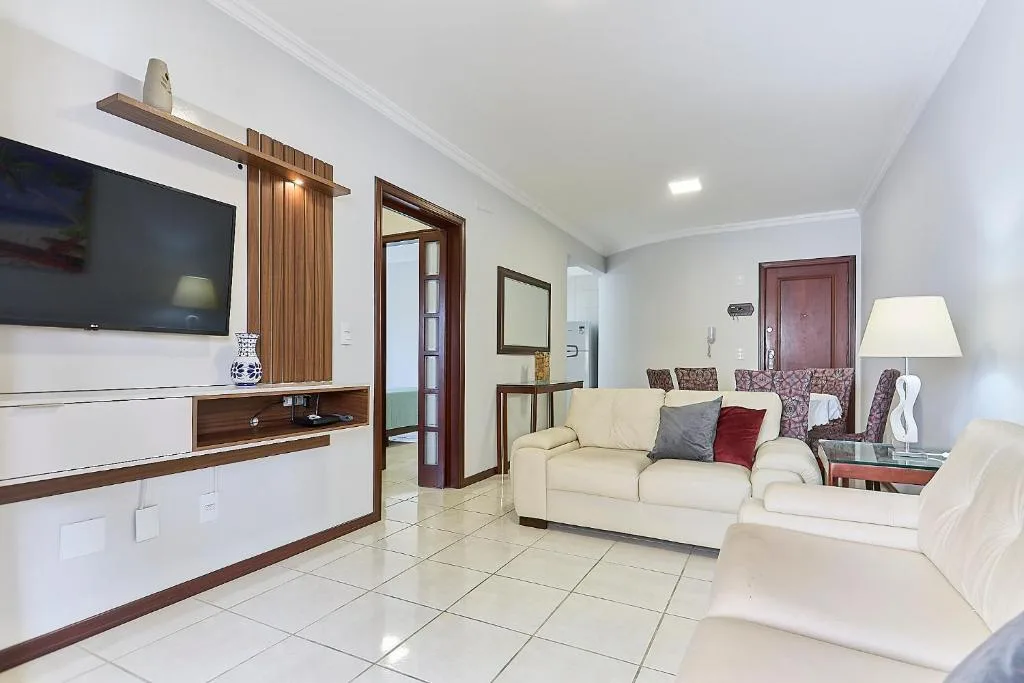 964 - Apartamento com vista para o mar, localizado na Avenida da praia do Centro de Bombinhas - 1 Vaga na Garagem, Bombinhas, na Av. Ver. Manoel dos Santos; 300 em Bombinhas/SC — foto 18