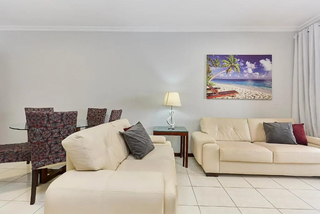 964 - Apartamento com vista para o mar, localizado na Avenida da praia do Centro de Bombinhas - 1 Vaga na Garagem, Bombinhas, na Av. Ver. Manoel dos Santos; 300 em Bombinhas/SC — foto 19