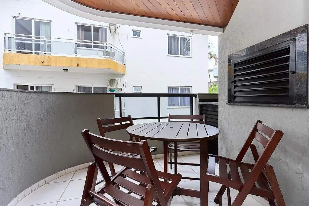 964 - Apartamento com vista para o mar, localizado na Avenida da praia do Centro de Bombinhas - 1 Vaga na Garagem, Bombinhas, na Av. Ver. Manoel dos Santos; 300 em Bombinhas/SC — foto 43