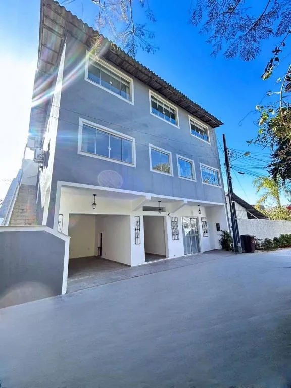 Apartamentos no Canto Grande a apenas 90 metros da praia, no Residencial Canto do Mar, Bombinhas, na Rua Pimenteiro, no em Bombinhas/SC