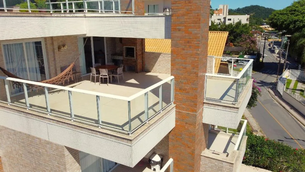 1083 - Apartamento com vista para o mar em Bombinhas, Bombinhas, na 310 Av. Garoupas em Bombinhas/SC — foto 7