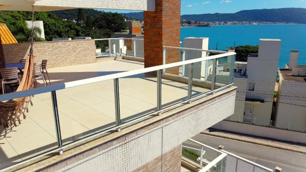 1083 - Apartamento com vista para o mar em Bombinhas, Bombinhas, na 310 Av. Garoupas em Bombinhas/SC — foto 8