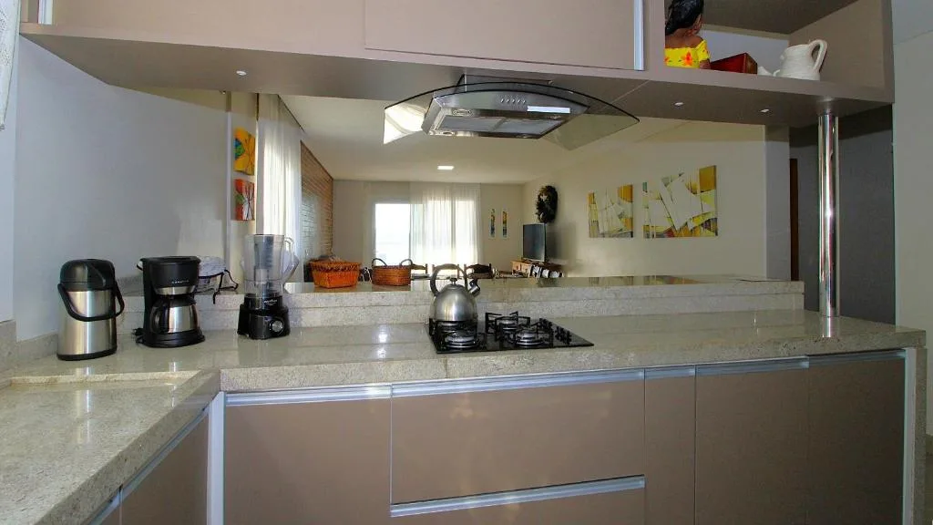 1083 - Apartamento com vista para o mar em Bombinhas, Bombinhas, na 310 Av. Garoupas em Bombinhas/SC — foto 14
