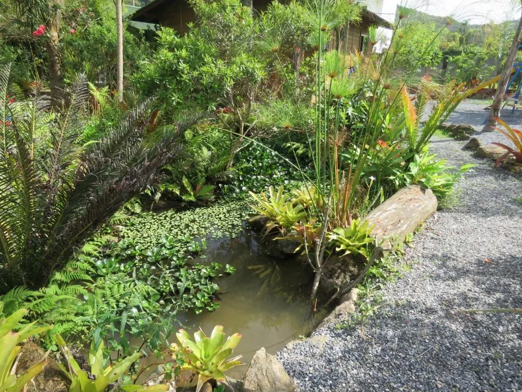 Vila Equilíbrio Natural, Bombinhas, na Rua Embira em Bombinhas/SC — foto 32