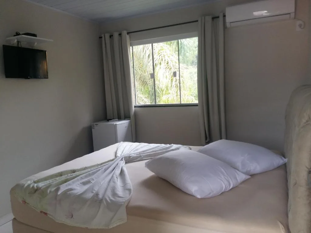 Pousada Camping Bombinhas, Bombinhas, na Rua Tainha em Bombinhas/SC — foto 4
