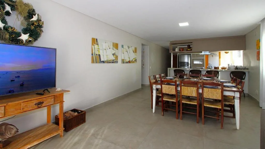 1083 - Apartamento com vista para o mar em Bombinhas, Bombinhas, na 310 Av. Garoupas em Bombinhas/SC — foto 16