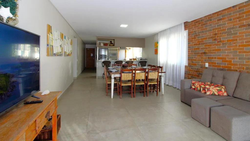1083 - Apartamento com vista para o mar em Bombinhas, Bombinhas, na 310 Av. Garoupas em Bombinhas/SC — foto 17