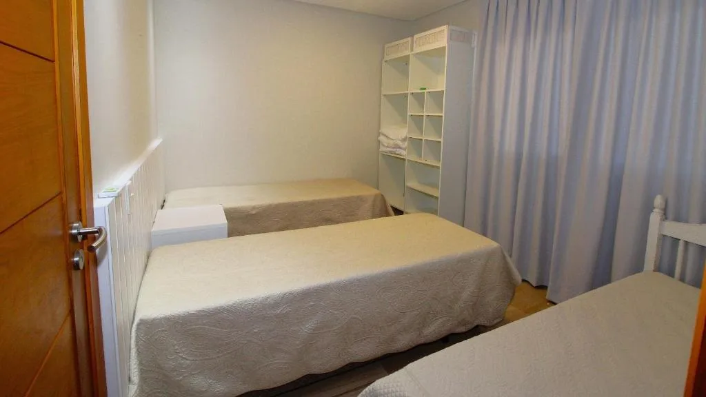 1083 - Apartamento com vista para o mar em Bombinhas, Bombinhas, na 310 Av. Garoupas em Bombinhas/SC — foto 32