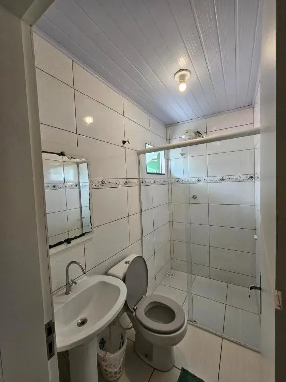 Pousada Camping Bombinhas, Bombinhas, na Rua Tainha em Bombinhas/SC — foto 24