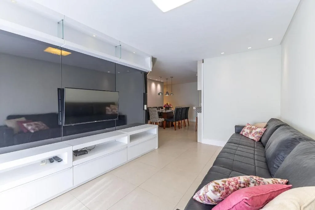 Apartamento em Condo com Piscina e Jacuzzi, Bombinhas, na 1310 Av. Ver. Manoel dos Santos em Bombinhas/SC — foto 16