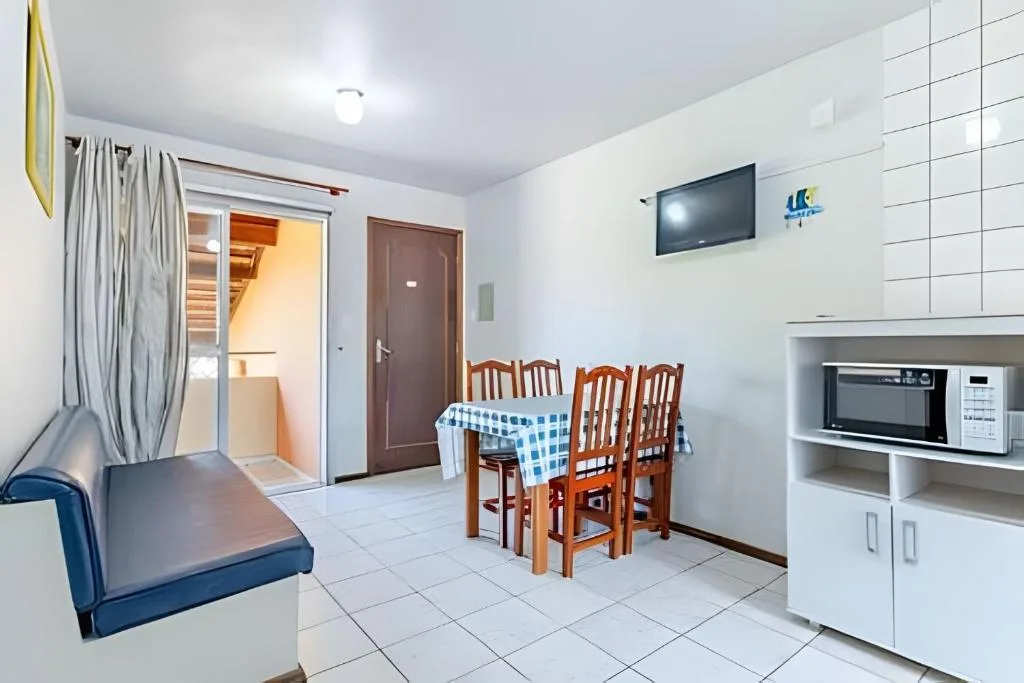 Flamboyant Apartamentos Bombinhas, Bombinhas, na Rua Tinguaçu, 198 Praia de Bombas em Bombinhas/SC — foto 4