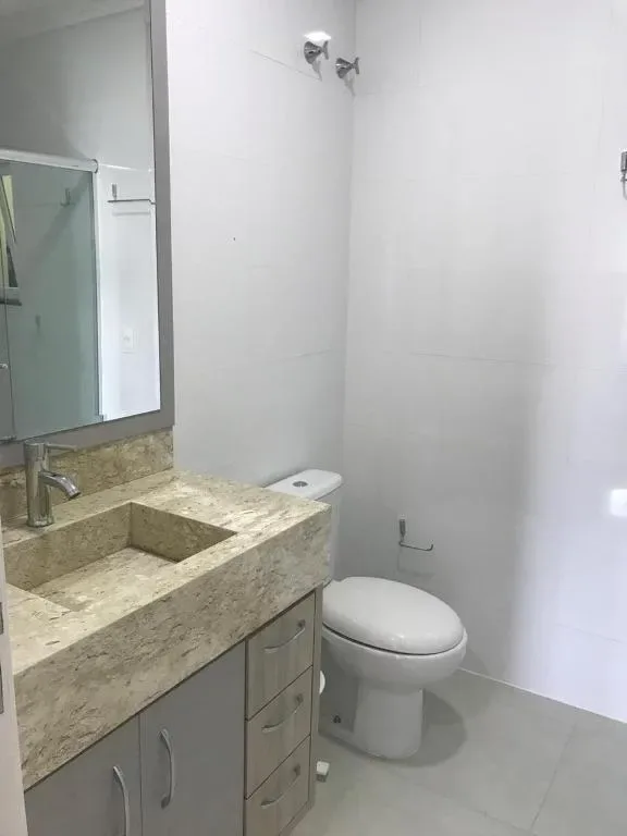 Lagartos Bombinhas, Bombinhas, na Avenida Garoupa em Bombinhas/SC — foto 29