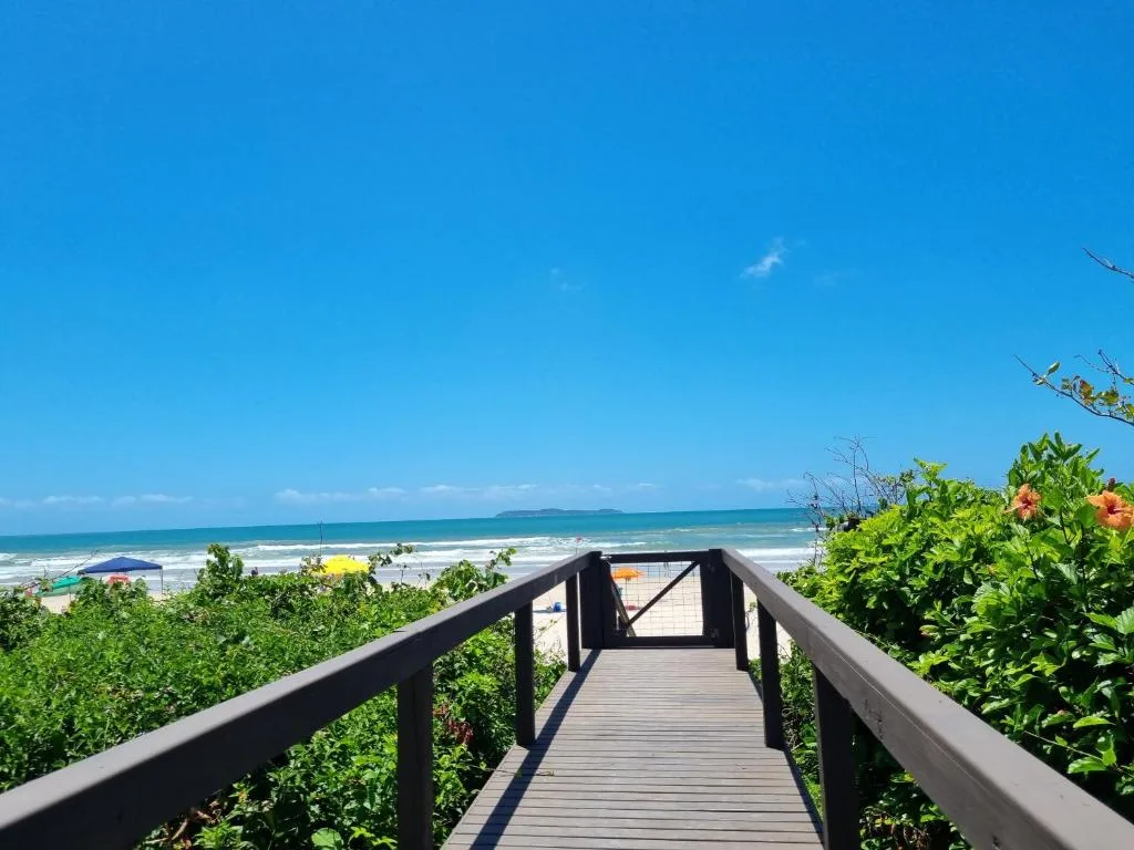 Residencial Suites Mariscal, Bombinhas, na 1469 Avenida Aroeira da Praia em Bombinhas/SC