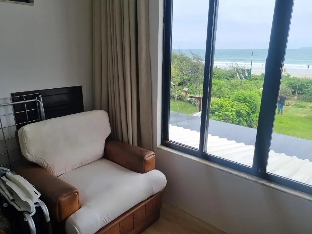 Residencial Suites Mariscal, Bombinhas, na 1469 Avenida Aroeira da Praia em Bombinhas/SC — foto 5